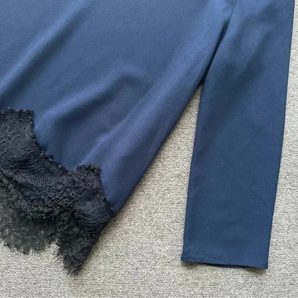 BB Dakota Blue With Black Lace Trim Blouse XS - Picture 4 of 5